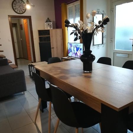 Sainte-Geneviève-des-Bois Le Loft Montargis Gien Maison De Ville מראה חיצוני תמונה