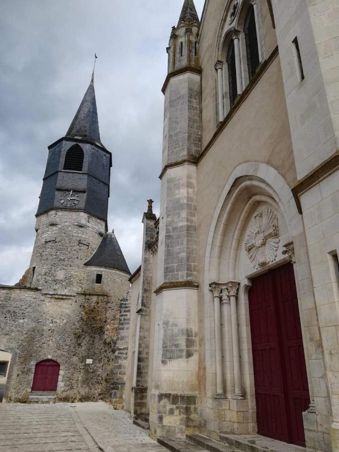 Sainte-Geneviève-des-Bois Le Loft Montargis Gien Maison De Ville מראה חיצוני תמונה